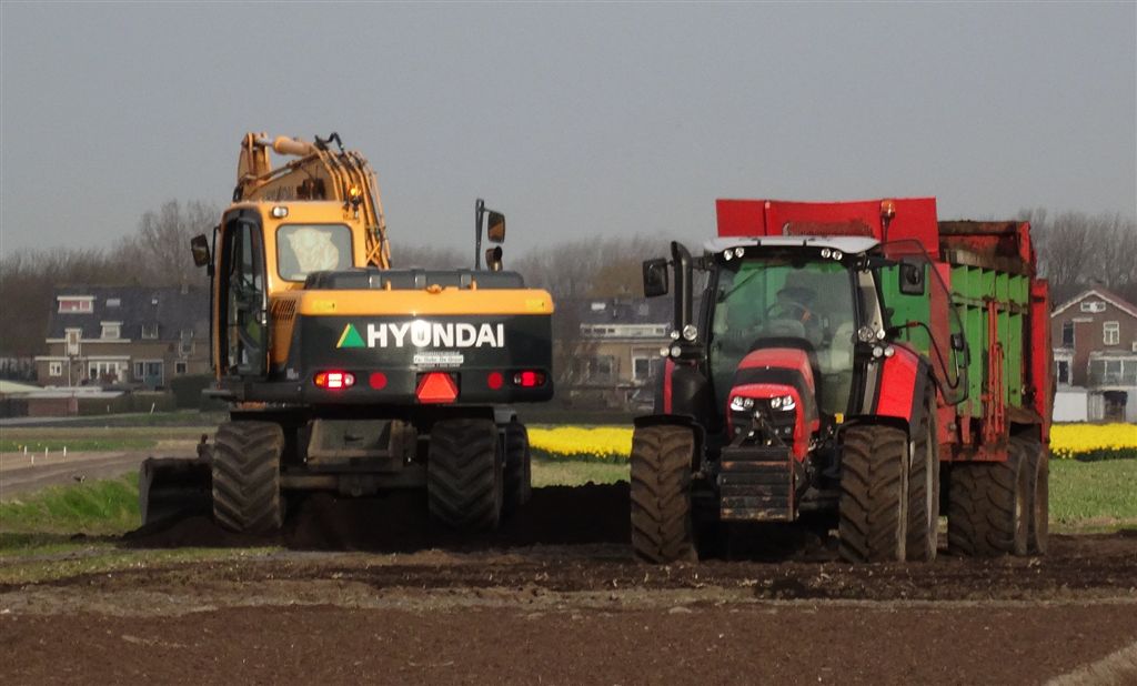 loonbedrijf de groot compost strooien